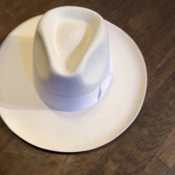 New! Wyeth cream rancher